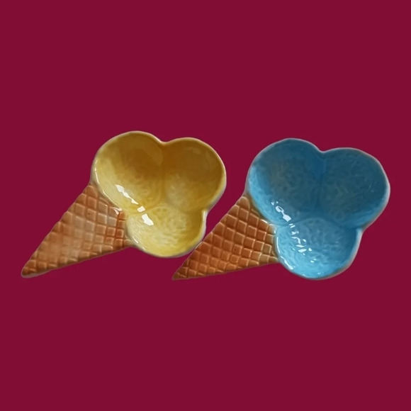 glazed ceramic ice cream plates set of 2 yellow/blue - Picture 2 of 9